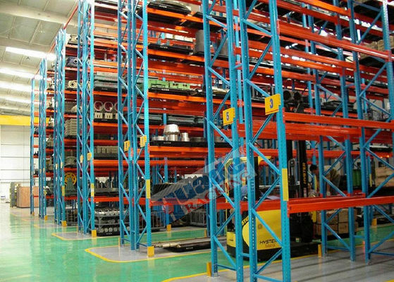 ชั้นวางของอุตสาหกรรมหนักชุบสังกะสี Q345 Steel Pallet Shelving
